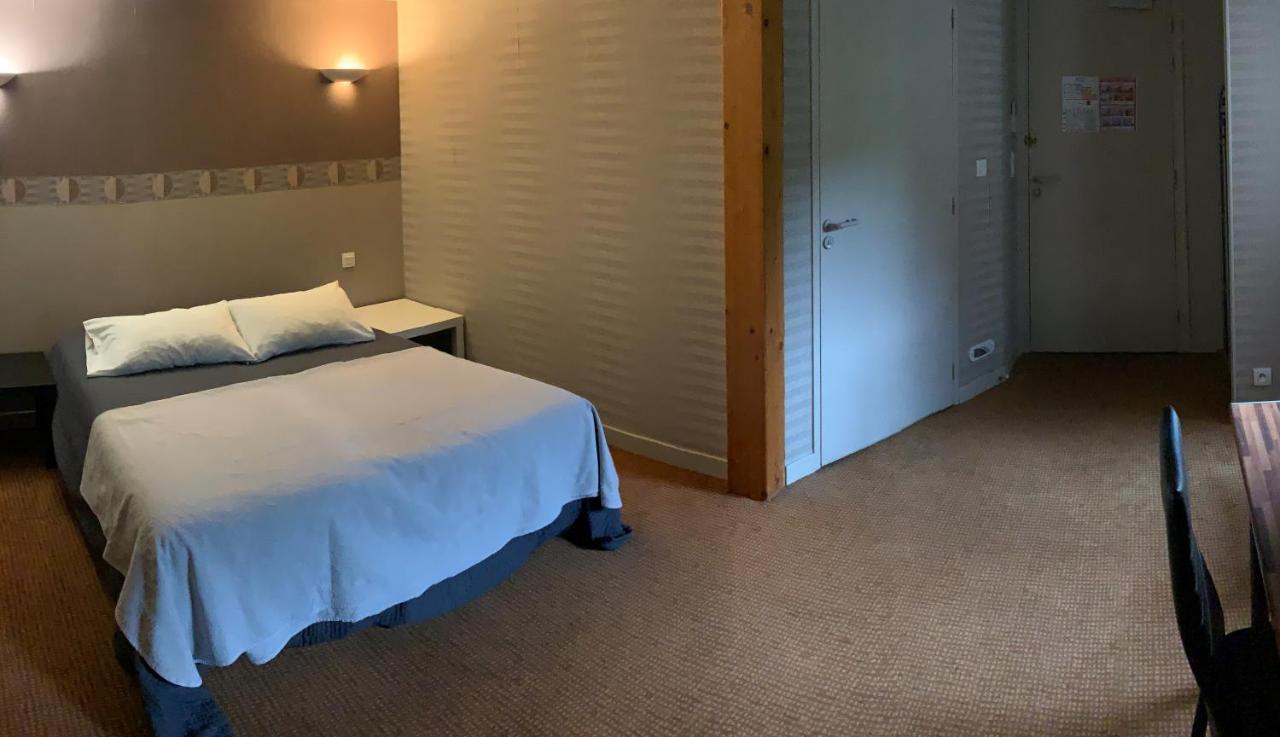 Hotel Le Petit Roche Serrières-en-Chautagne Esterno foto